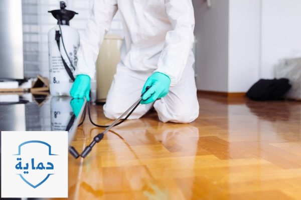 ما هي المواد المستخدمة من قبل شركة مكافحة الحشرات في الهيل؟